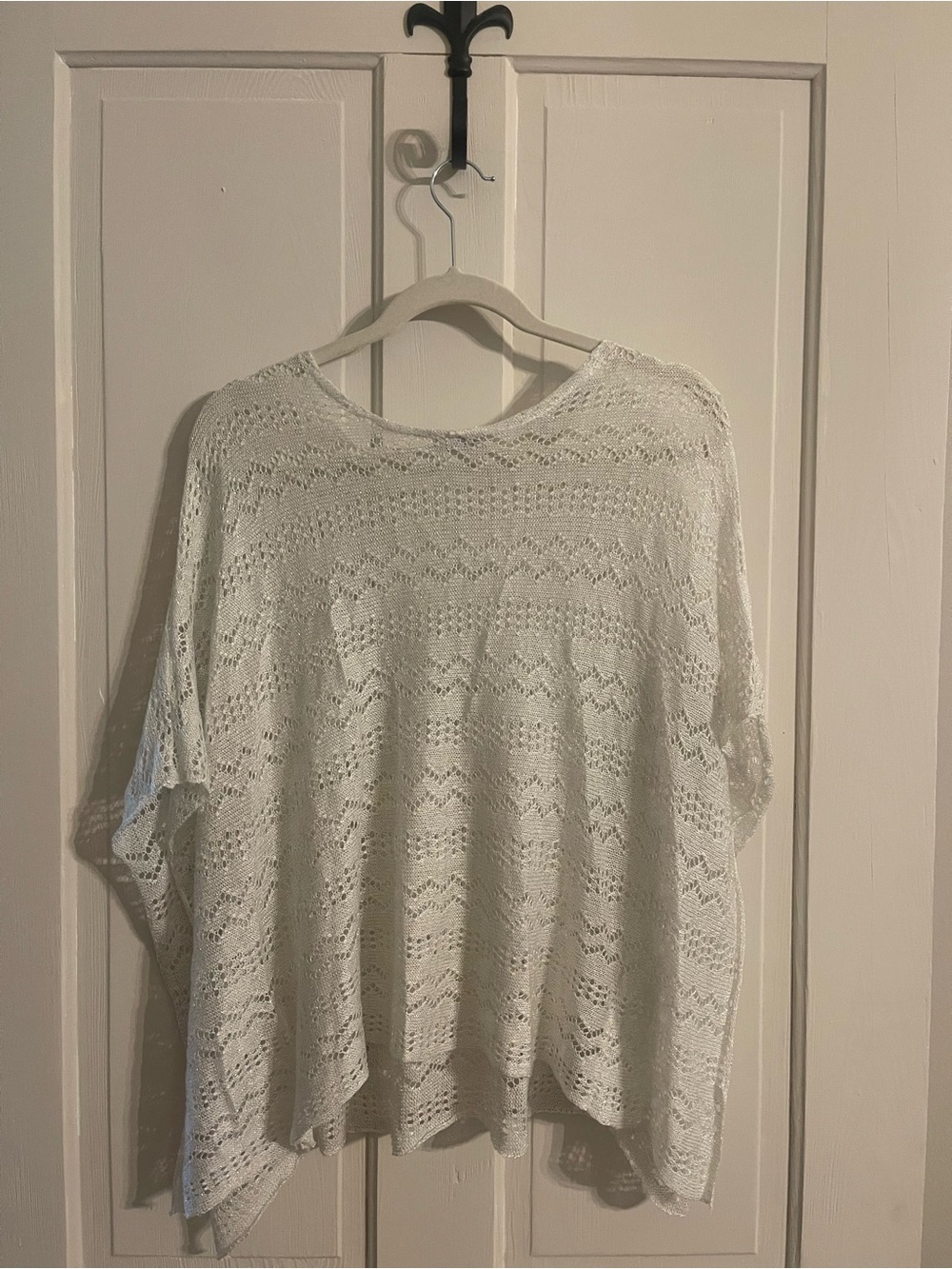 Ladies white topper with sparkle - Picture 4 of 8